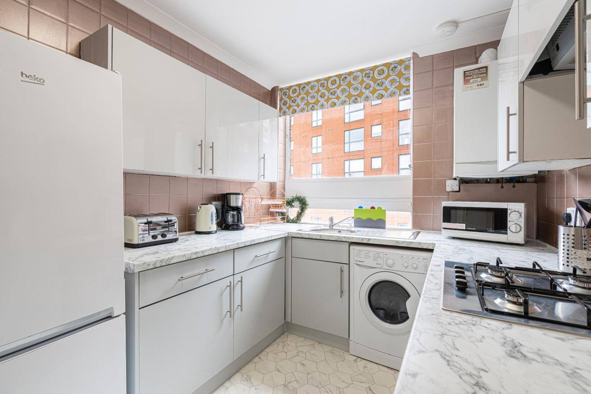 Lovely Apartment Near Hyde Park & Oxford St Londyn Pokój zdjęcie